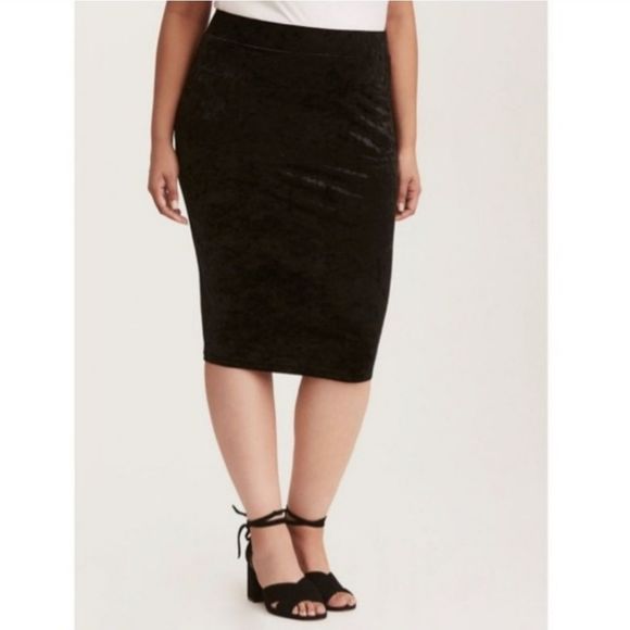 Torrid Black Velvet Pencil Skirt - Picture 1 of 7